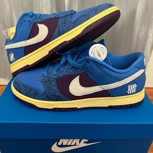 Dunk low - undefeated vs AF1 Sz 10.5